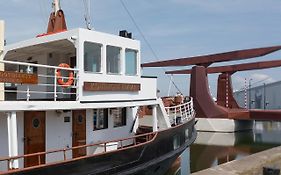 Hotelboot Koningin Emma